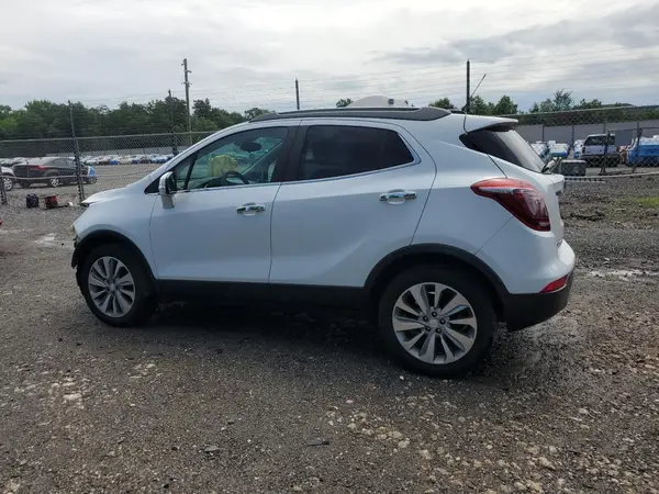 KL4CJASB4JB527988 2018 BUICK ENCORE - Image 2
