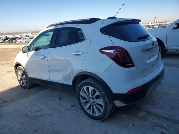 KL4CJASB4JB531426 2018 BUICK ENCORE - Image 2