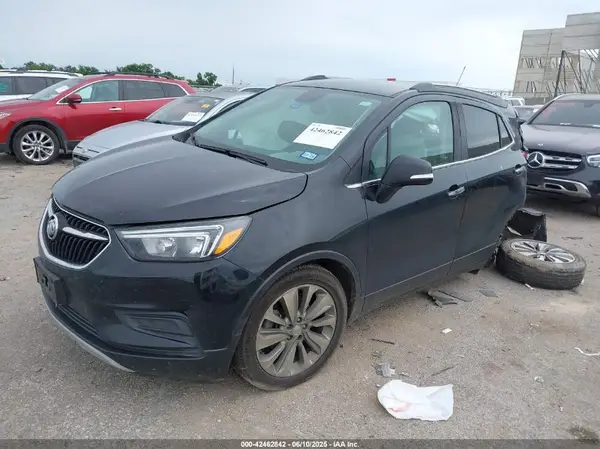 KL4CJASB4JB538604 2018 BUICK ENCORE - Image 2