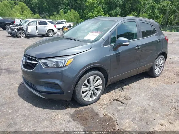KL4CJASB4JB546931 2018 BUICK ENCORE - Image 2