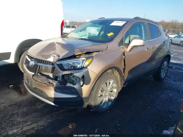 KL4CJASB4JB569349 2018 BUICK ENCORE - Image 2