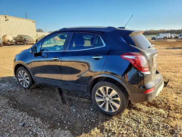 KL4CJASB4JB595062 2018 BUICK ENCORE - Image 2
