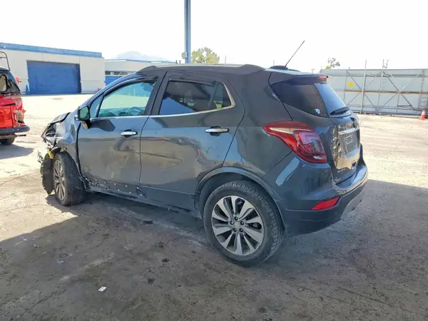 KL4CJASB4JB595708 2018 BUICK ENCORE - Image 2