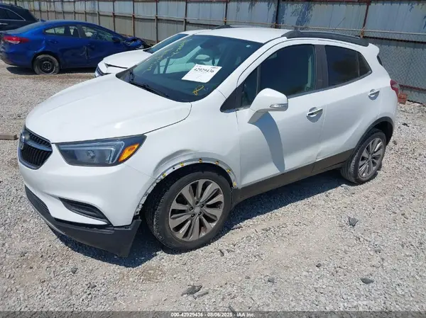 KL4CJASB4JB630473 2018 BUICK ENCORE - Image 2