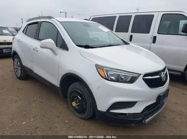 KL4CJASB4JB639769 2018 BUICK ENCORE - Image 1