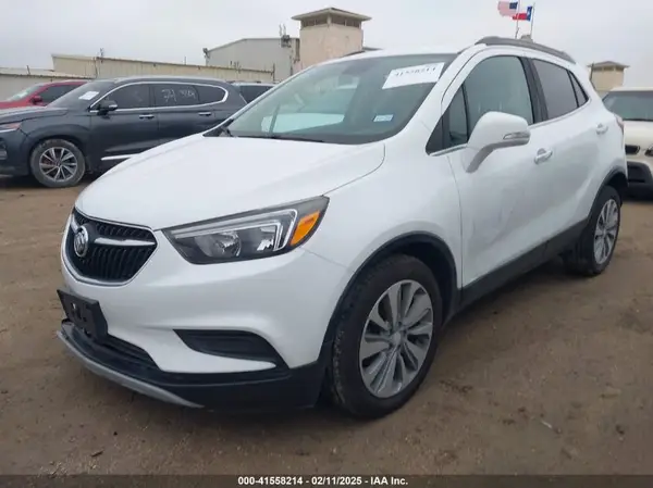 KL4CJASB4JB639769 2018 BUICK ENCORE - Image 2