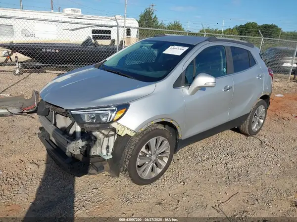 KL4CJASB4JB648472 2018 BUICK ENCORE - Image 2