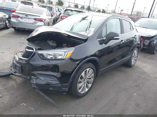 KL4CJASB4JB679981 2018 BUICK ENCORE - Image 2