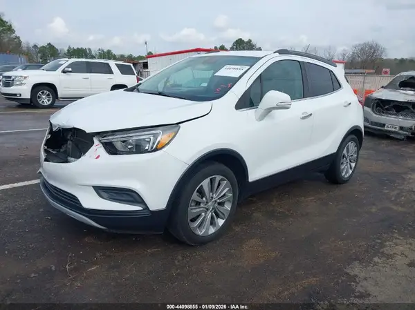 KL4CJASB4JB702787 2018 BUICK ENCORE - Image 2