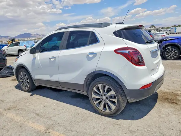 KL4CJASB4JB711957 2018 BUICK ENCORE - Image 2