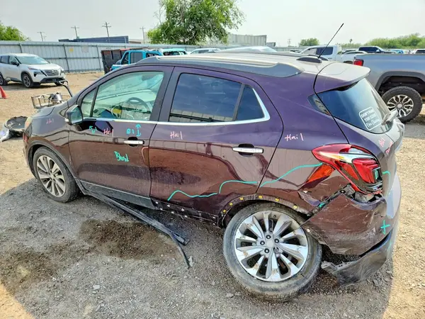 KL4CJASB4JB712574 2018 BUICK ENCORE - Image 2