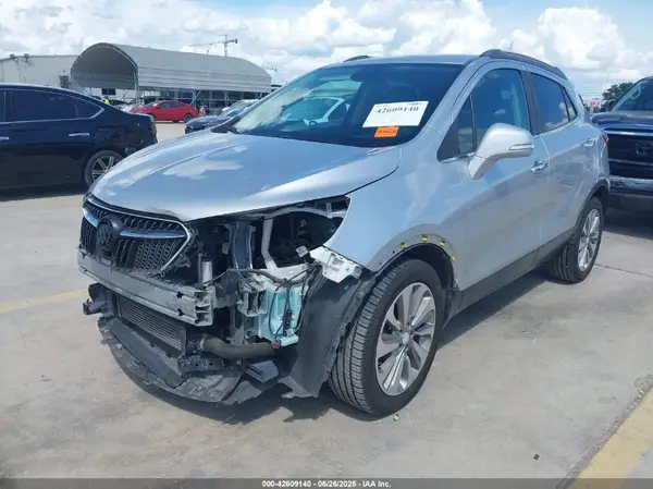KL4CJASB4JB719783 2018 BUICK ENCORE - Image 2