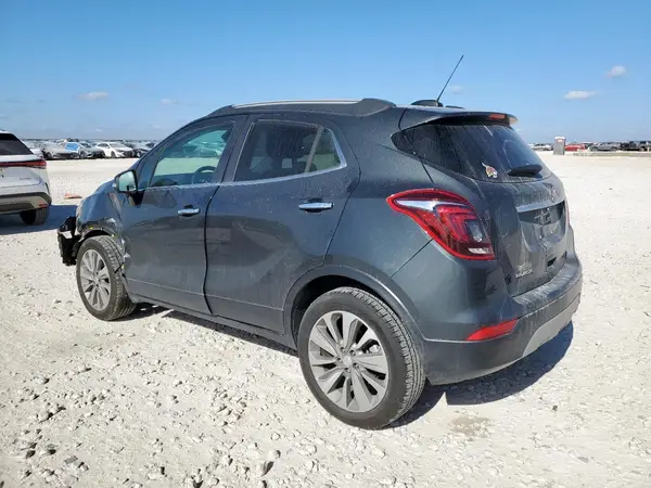 KL4CJASB4JB719993 2018 BUICK ENCORE - Image 2