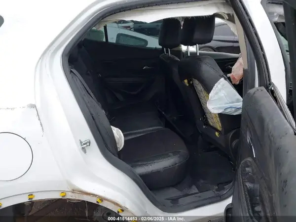KL4CJASB4KB704184 2019 BUICK ENCORE - Image 8