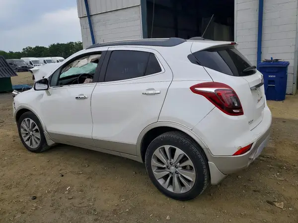 KL4CJASB4KB704668 2019 BUICK ENCORE - Image 2