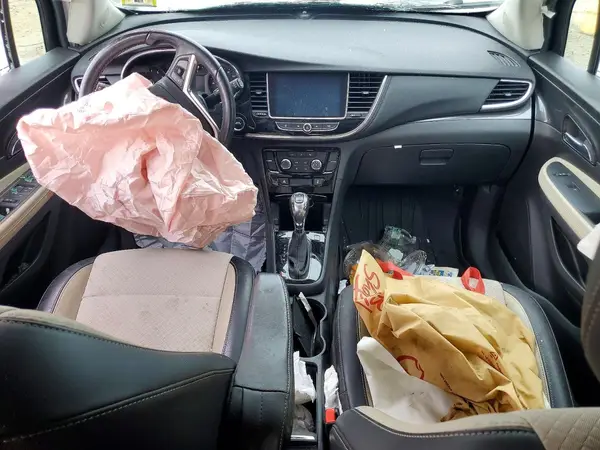 KL4CJASB4KB704668 2019 BUICK ENCORE - Image 8