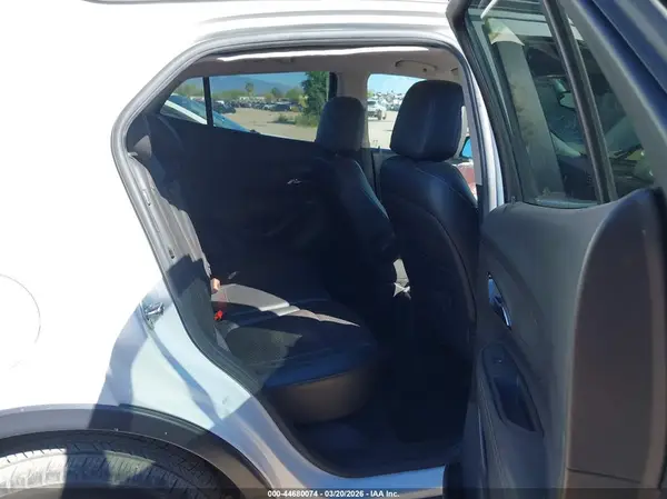 KL4CJASB4KB713063 2019 BUICK ENCORE - Image 8