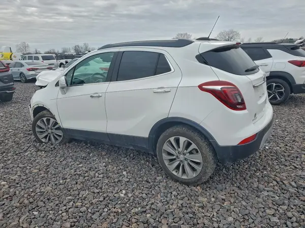 KL4CJASB4KB755636 2019 BUICK ENCORE - Image 2