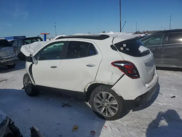 KL4CJASB4KB760612 2019 BUICK ENCORE - Image 2