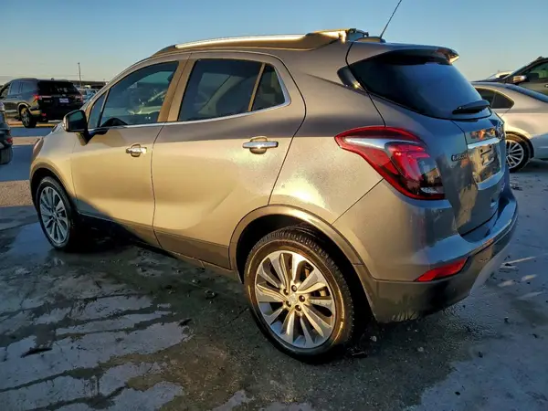 KL4CJASB4KB904661 2019 BUICK ENCORE - Image 2