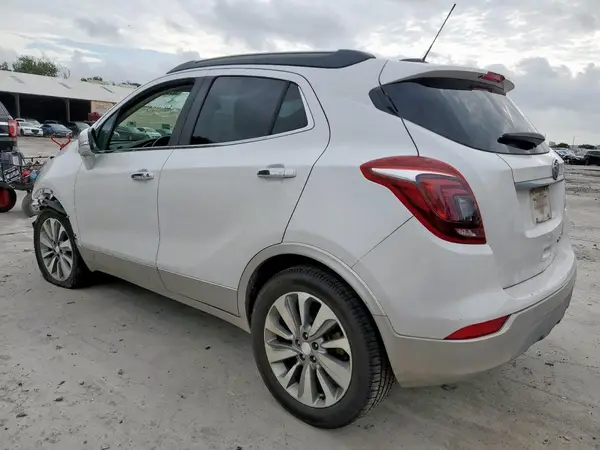 KL4CJASB4KB932203 2019 BUICK ENCORE - Image 2