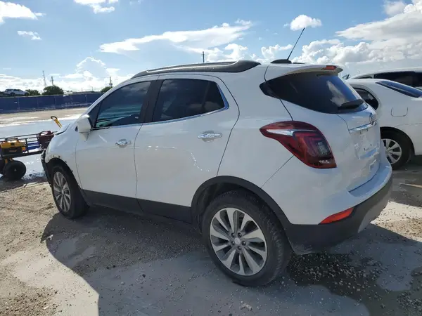 KL4CJASB4LB011780 2020 BUICK ENCORE - Image 2