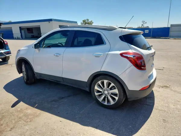 KL4CJASB4LB015571 2020 BUICK ENCORE - Image 2