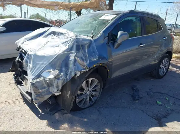KL4CJASB4LB025257 2020 BUICK ENCORE - Image 2