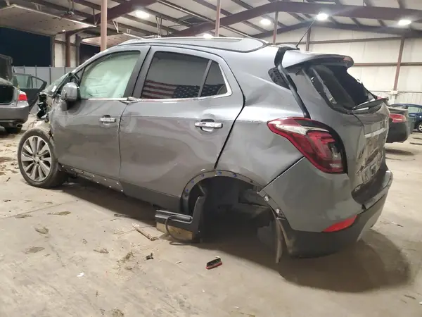 KL4CJASB4LB040082 2020 BUICK ENCORE - Image 2
