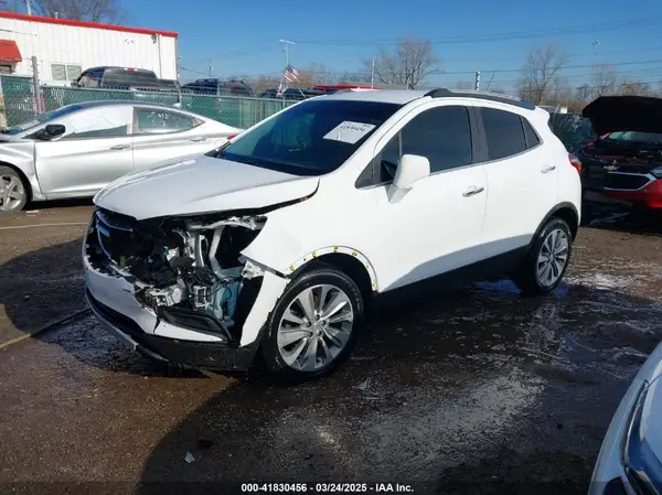 KL4CJASB4LB075057 2020 BUICK ENCORE - Image 2