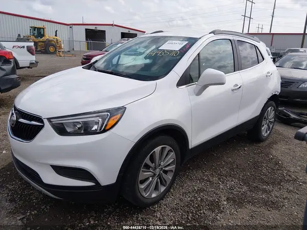 KL4CJASB4LB351592 2020 BUICK ENCORE - Image 2