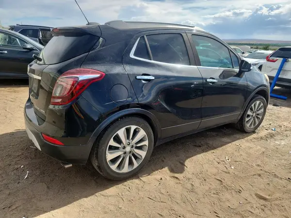 KL4CJASB5HB004392 2017 BUICK ENCORE - Image 2