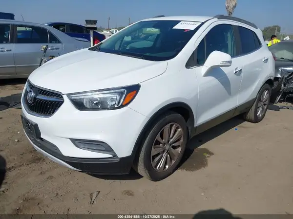 KL4CJASB5HB004523 2017 BUICK ENCORE - Image 2