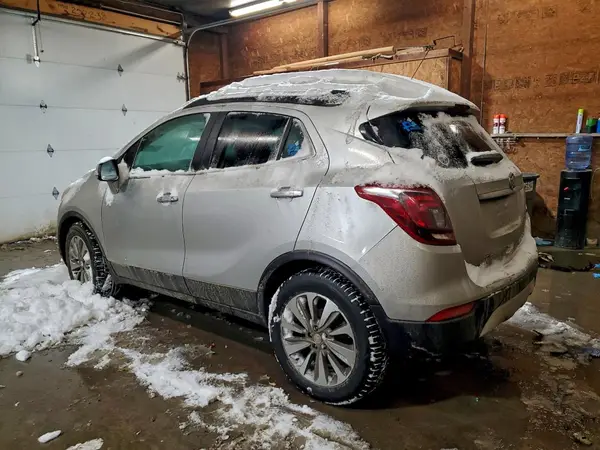 KL4CJASB5HB087693 2017 BUICK ENCORE - Image 2