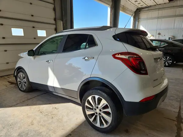 KL4CJASB5HB168290 2017 BUICK ENCORE - Image 2