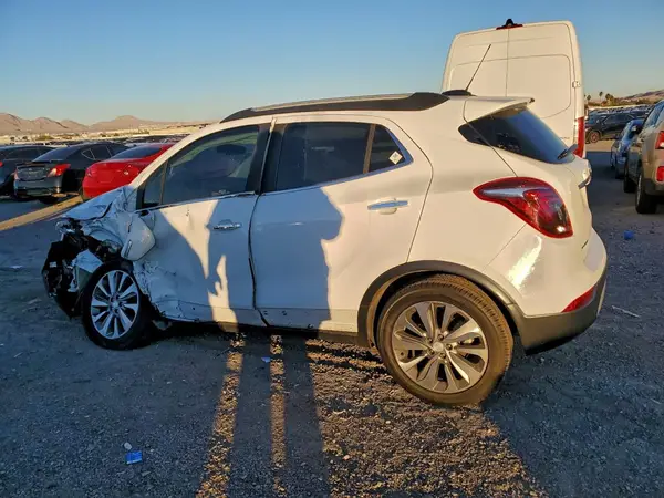 KL4CJASB5JB518829 2018 BUICK ENCORE - Image 2