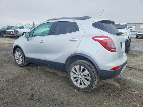 KL4CJASB5JB536134 2018 BUICK ENCORE - Image 2
