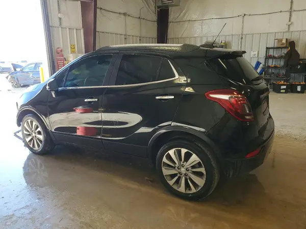 KL4CJASB5JB559705 2018 BUICK ENCORE - Image 2