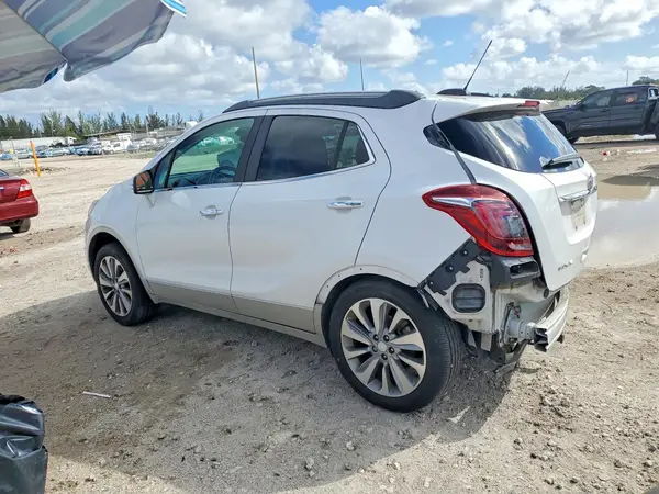 KL4CJASB5JB597726 2018 BUICK ENCORE - Image 2