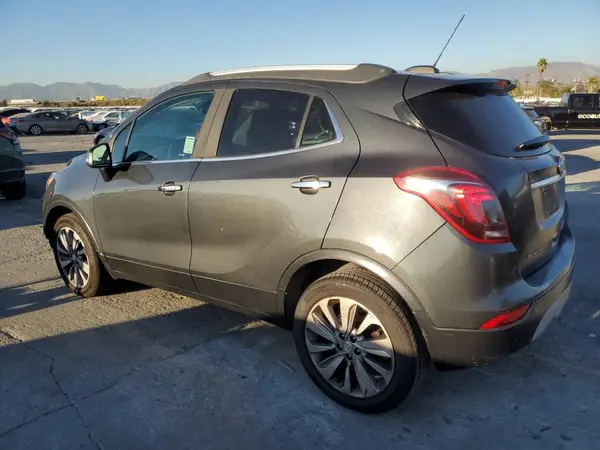 KL4CJASB5JB602181 2018 BUICK ENCORE - Image 2