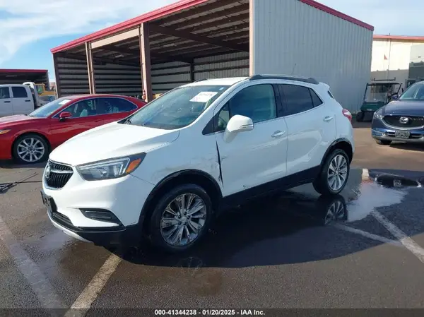 KL4CJASB5JB617215 2018 BUICK ENCORE - Image 2