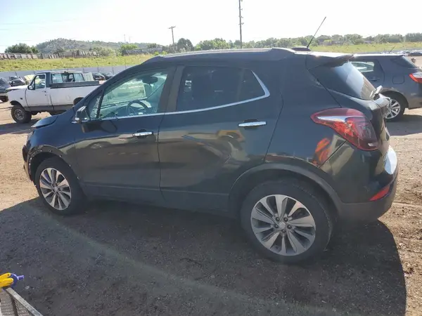 KL4CJASB5JB637318 2018 BUICK ENCORE - Image 2