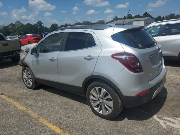 KL4CJASB5JB638713 2018 BUICK ENCORE - Image 2
