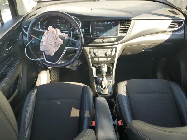KL4CJASB5JB657083 2018 BUICK ENCORE - Image 8