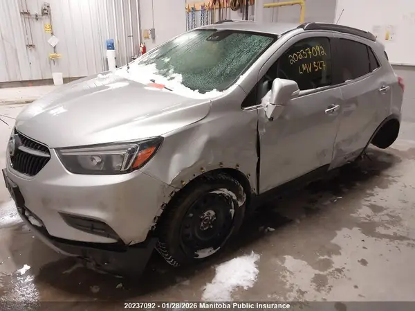 KL4CJASB5JB670755 2018 BUICK ENCORE - Image 2