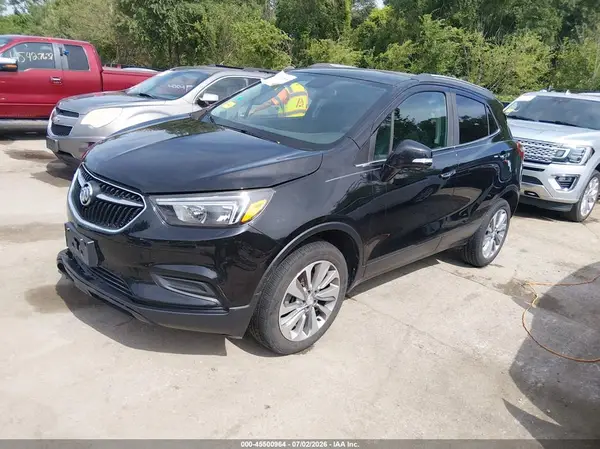 KL4CJASB5JB671338 2018 BUICK ENCORE - Image 2