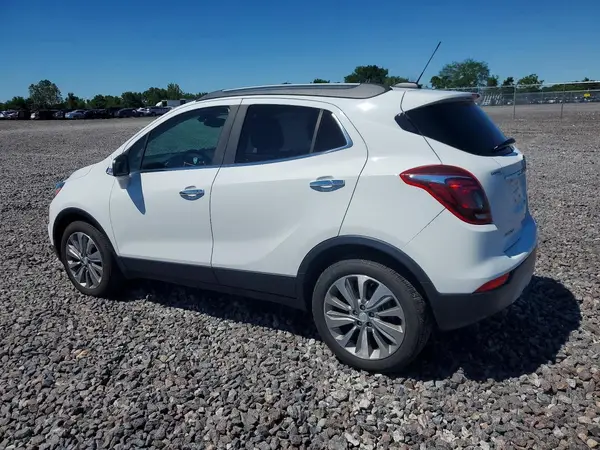 KL4CJASB5JB679231 2018 BUICK ENCORE - Image 2