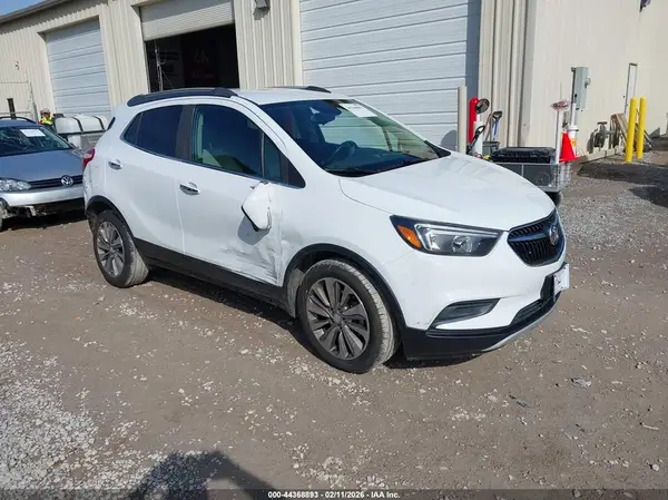 KL4CJASB5JB687250 2018 BUICK ENCORE - Image 1