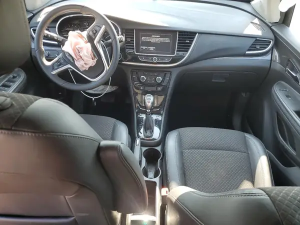 KL4CJASB5JB692271 2018 BUICK ENCORE - Image 8