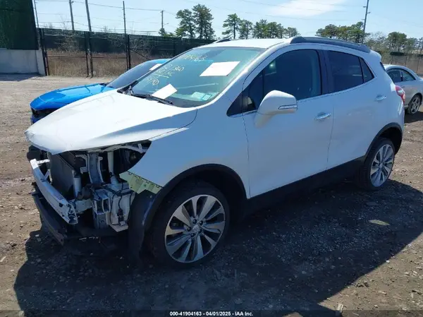 KL4CJASB5JB697941 2018 BUICK ENCORE - Image 2